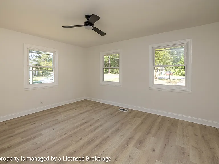 409 Eastover Ave — Photo 30