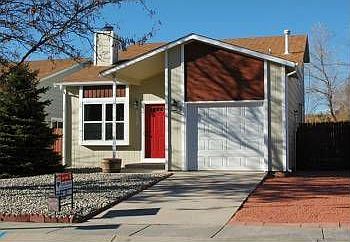 2nd image of 4530 Hollyridge Dr