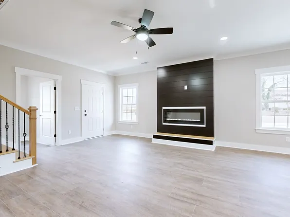 613 Short Mount St, Smithville, TN 37166