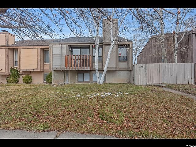 1st image of 2472 W Hardrock Dr