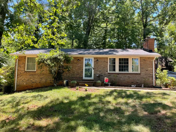 4211 Chris Greene Lake Rd, Charlottesville, VA 22911