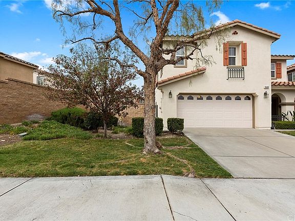 3rd image of 16402 El Revino Dr