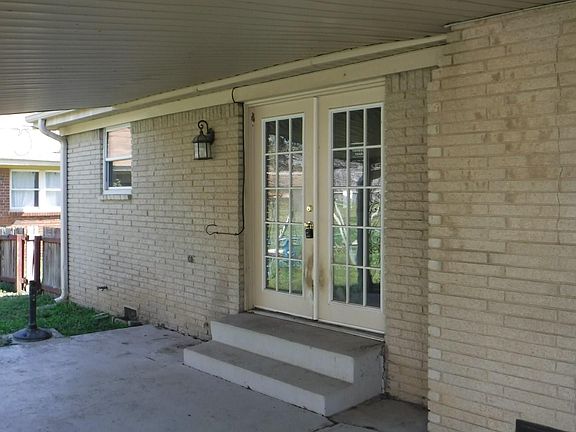 3rd image of 1251 Macklyn Ln