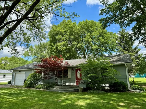 133 Mapleleaf Dr, Catlin, IL 61817