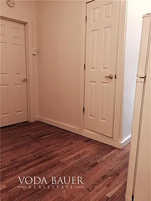 Rented by Voda Bauer Real Estate | media 29