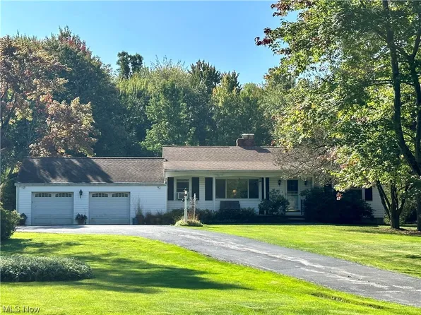 37920 Rogers Rd, Willoughby, OH 44094