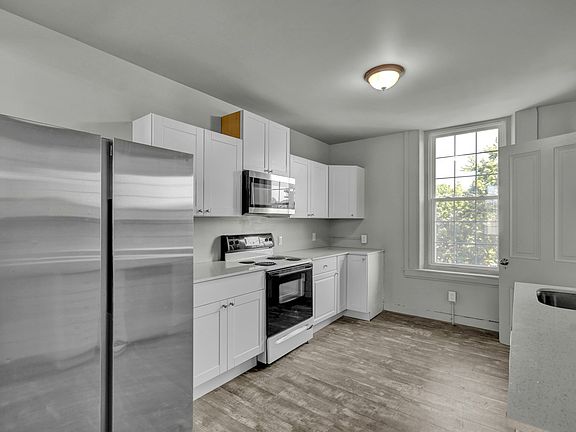 4th image of 2693 W Philadelphia Ave #4