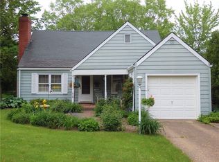 618 Hilltop Rd, Erie, PA 16509