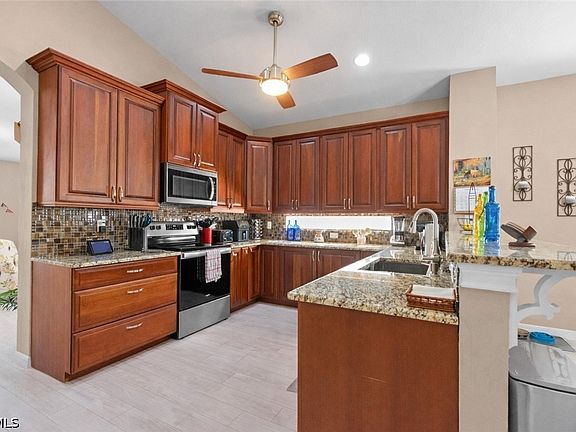 4th image of 11622 Plantation Preserve Cir S