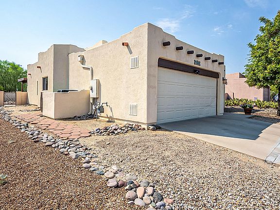 2nd image of 9351 N Camino De La Tierra