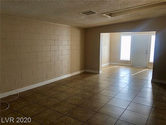4th image of 1200 Clairemont St