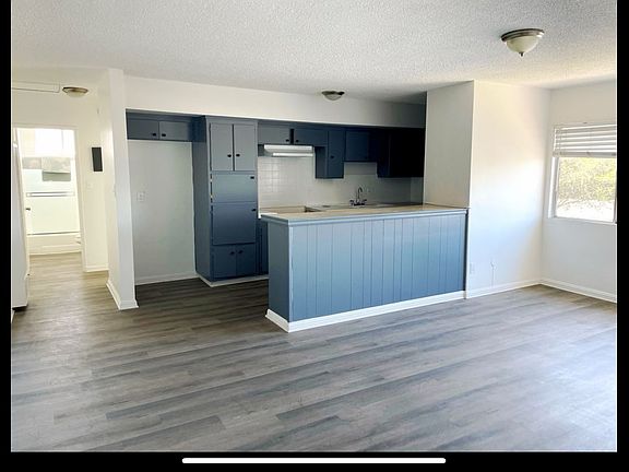 4th image of 4240 S Figueroa St #7521