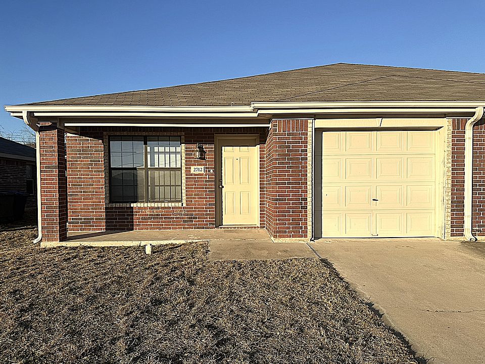 1st image of 2712 Ashley Dr