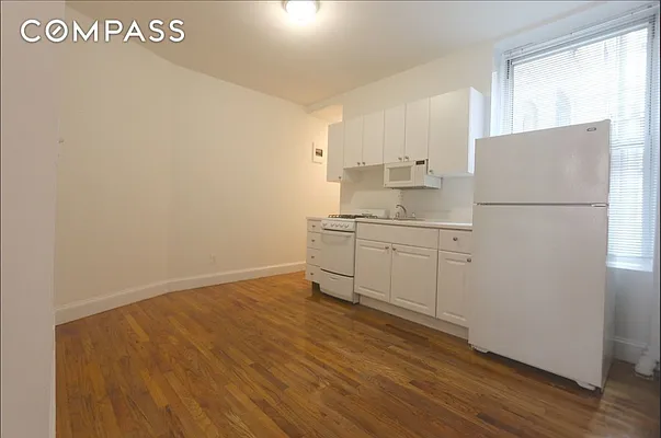 Rented by Compass | media 8