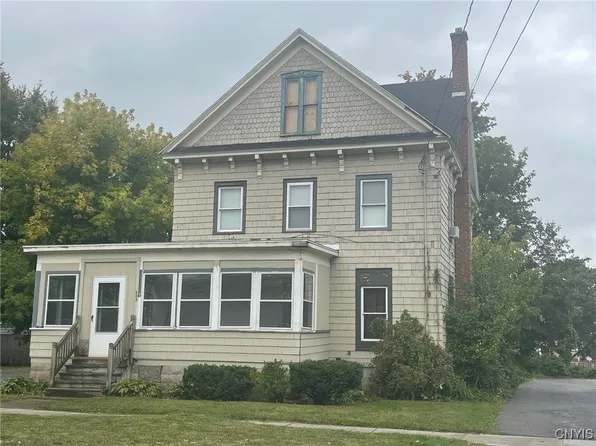 205 N Peterboro St, Canastota, NY 13032