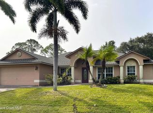 670 Elmont St NW, Palm Bay, FL 32907
