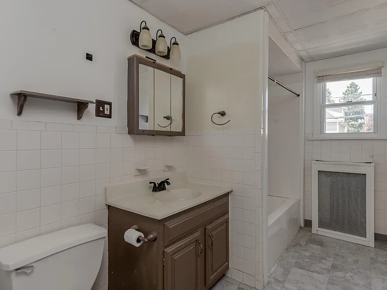 2 Miner St #2 — Photo 2