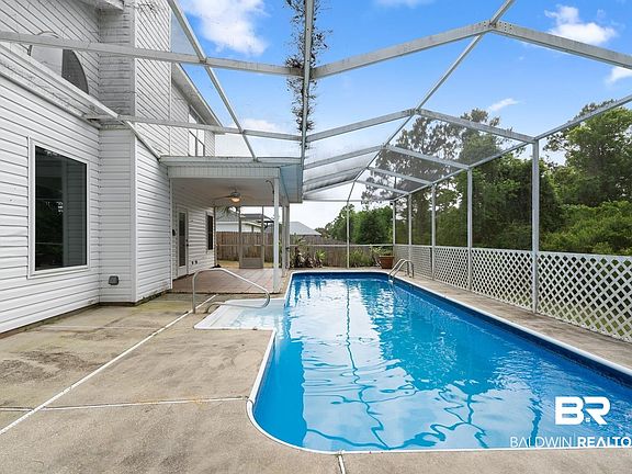 2nd image of 1040 Chandelle Lake Dr