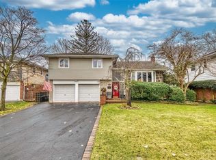 1824 Bradley Ct, Bellmore, NY 11710