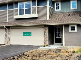 9472 Bridle Way, Victoria, MN 55386