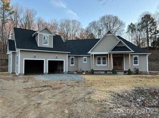 911 Silver Fox Dr, Concord, NC 28025