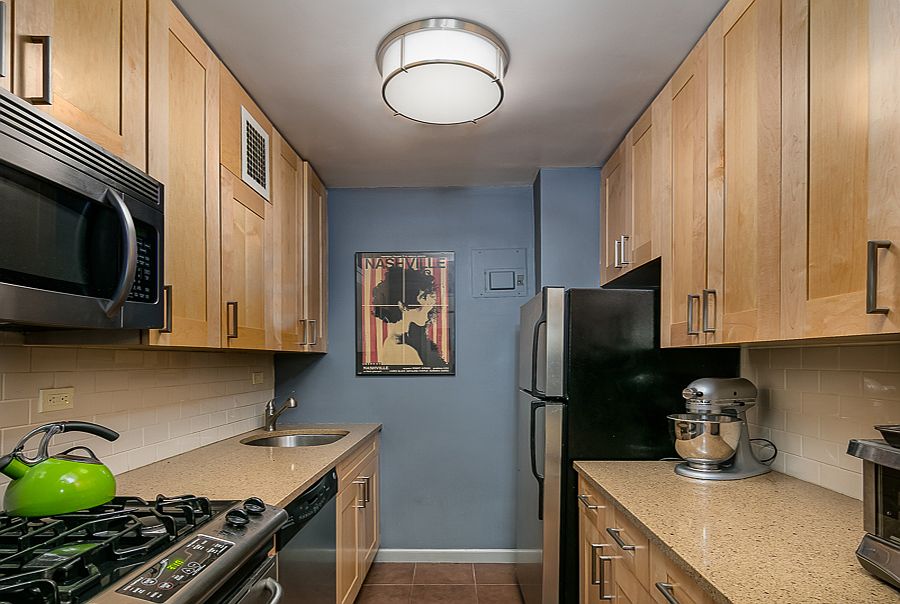 2nd image of 10 W 15th St APT 815