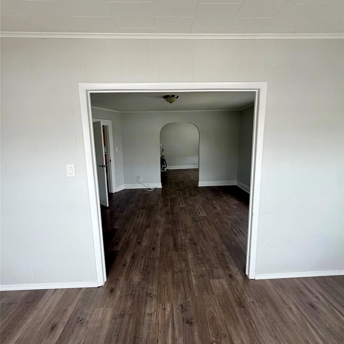 2 bed, 2.0 bath, 2452 sqft, $2,700 — Photo 4