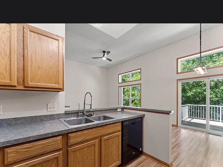 Timber Crest Dr SE — Photo 33
