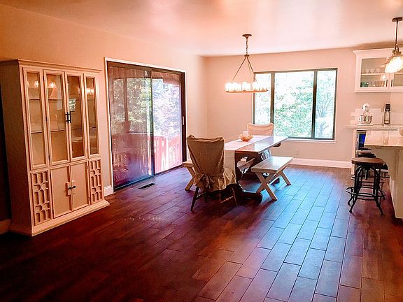 5th image of 10939 Pear Orchard Way