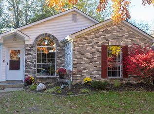 1335 The Kings Ct, Lexington, KY 40515