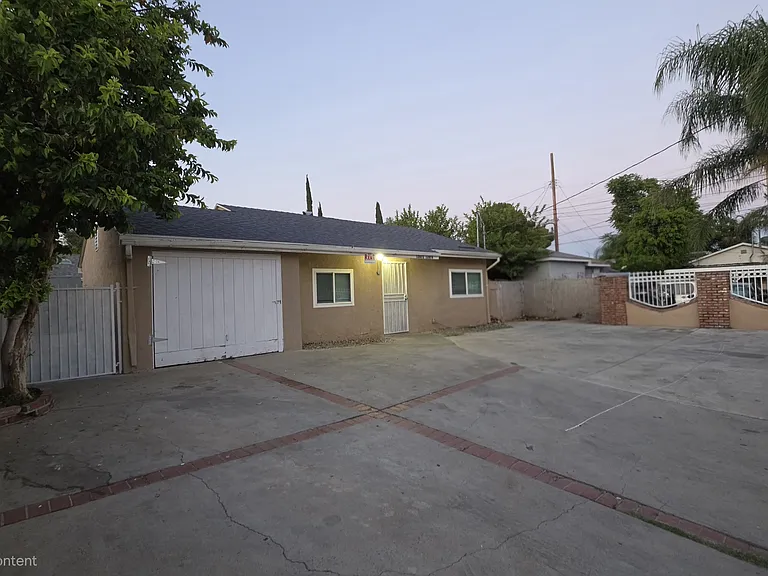12872 Norris Ave — Photo 2