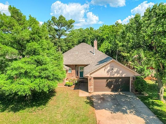 2nd image of 18324 Scarlet Oak Ln
