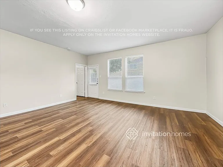 1010 Doubletree Glen Dr — Photo 5