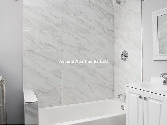 5th image of 7721 S Kingston Ave APT 1