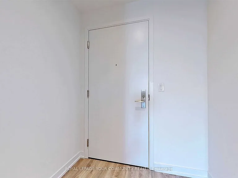20 Edward St #718 — Photo 4
