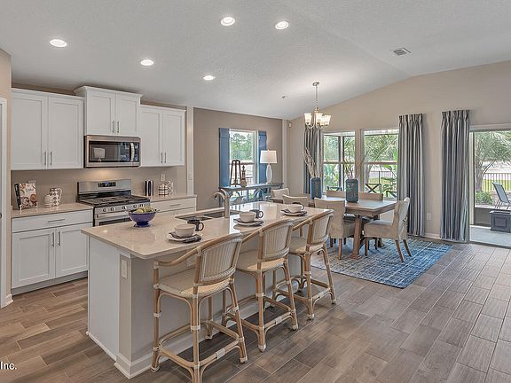 4th image of 832 PARKLAND Trail
