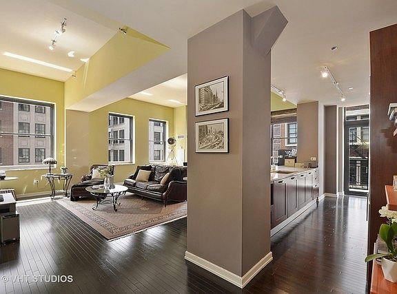 2nd image of 6 N Michigan Ave Unit 1611
