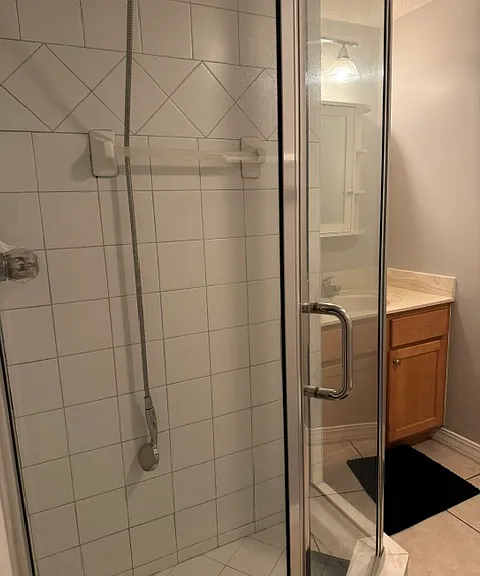 210 11th Ave N #102 — Photo 3