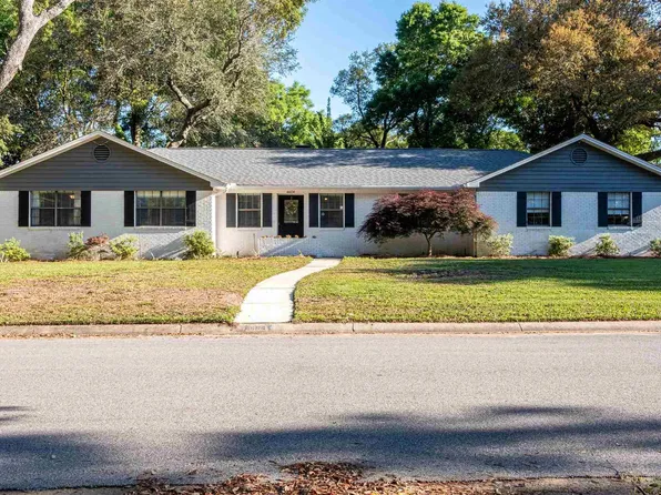 4604 Whisper Way, Pensacola, FL 32504