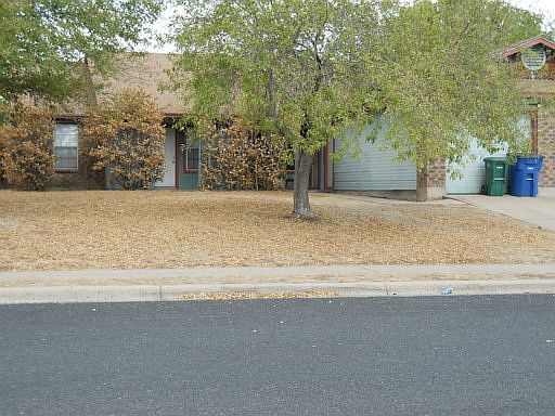 1st image of 12303B Dellrey Dr