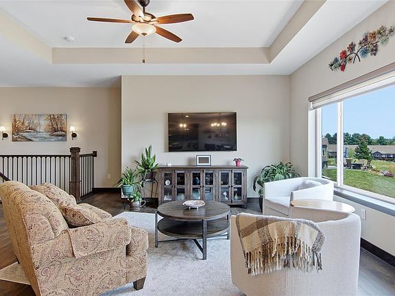5th image of 1835 Willow Creek Parkway Parkway
