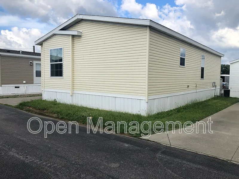 2700 Brookpark Rd #116