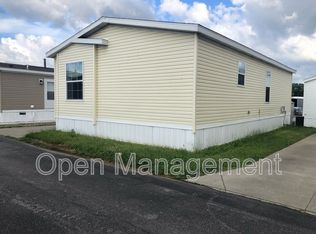 2700 Brookpark Rd Trailer 116, Cleveland, OH 44134