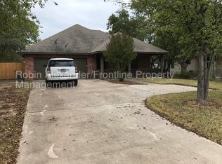 304 S Bowie Dr, Weatherford, TX 76086