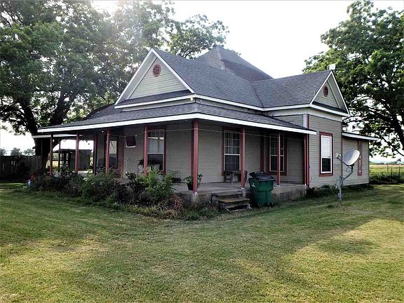 2nd image of 406 N Ellis St