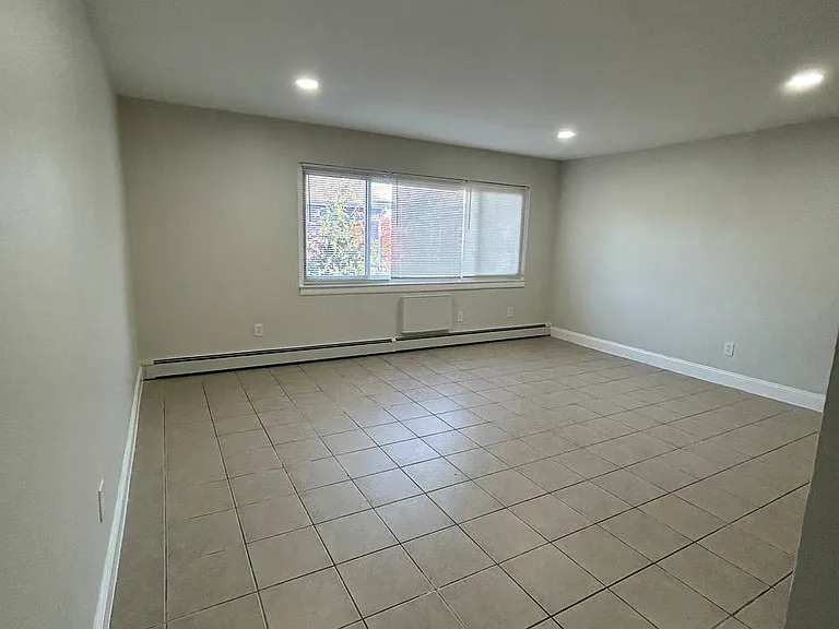 18 Hampton Rd #D10 — Photo 21