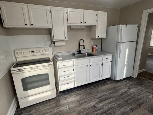 207 W Main St #2