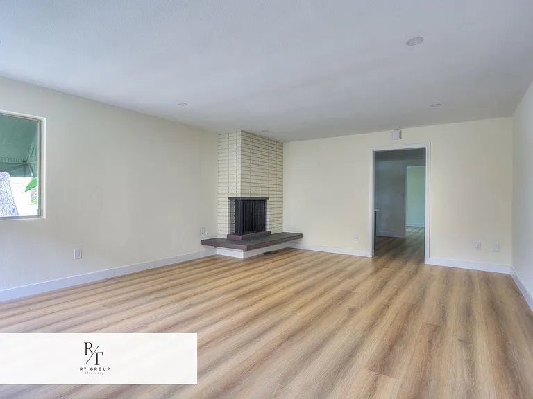 1032 S Golden West Ave #A — Photo 5