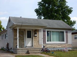 6737 Burr St, Taylor, MI 48180