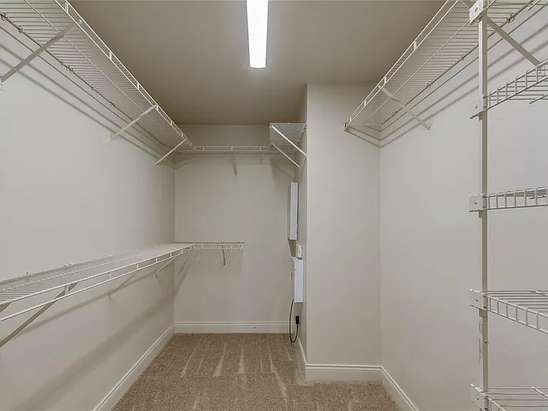 10704 Sierra Vista Pl — Photo 20